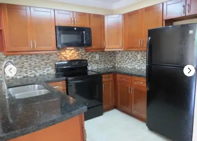 Property at 5705 W 20th Ave #211, Hialeah, FL, 33012, 1 bed, 1 bath, [object Object]