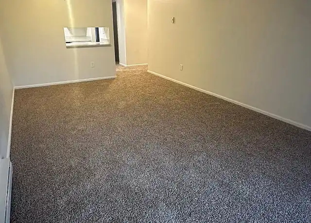 Property at Campus Plaza - 3022 Steilacoom Blvd SW, Steilacoom, WA, 98388, 2 beds, 1 bath, Contact for Price