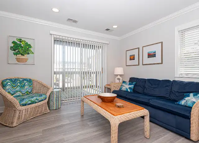 Property at 13 43rd St #1, Ocean City, MD, 21842, 2 beds, 1 bath, [object Object]