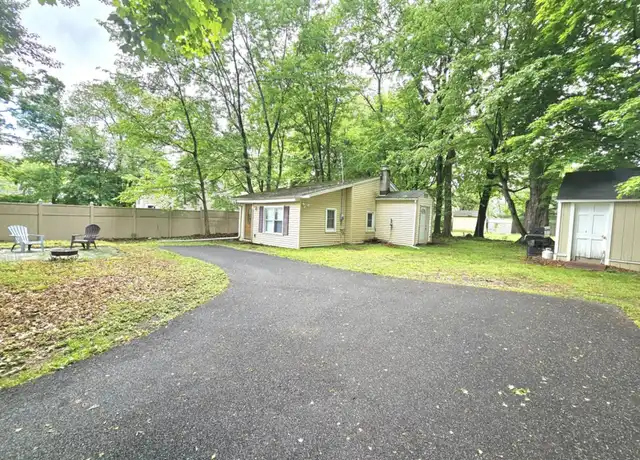 Property at 5 Maple Ct, Washingtonville, NY, 10992, 2 beds, 1 bath, [object Object]