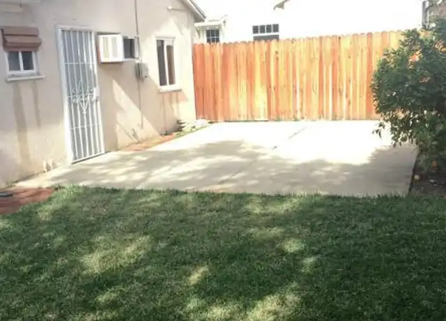 Property at 402 E Bennett Ave Unit B, Glendora, CA, 91741, 1 bed, 1 bath, [object Object]