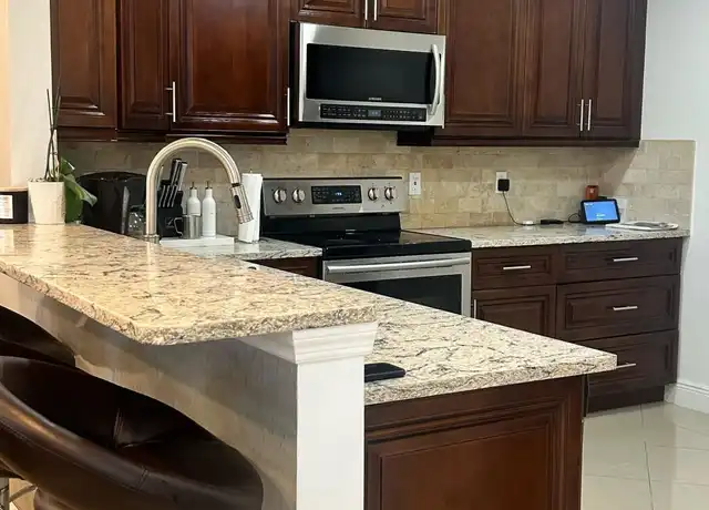 Property at 5301 Canoe Bend Dr, Lake Worth, FL, 33463, 4 beds, 2.5 baths, [object Object]