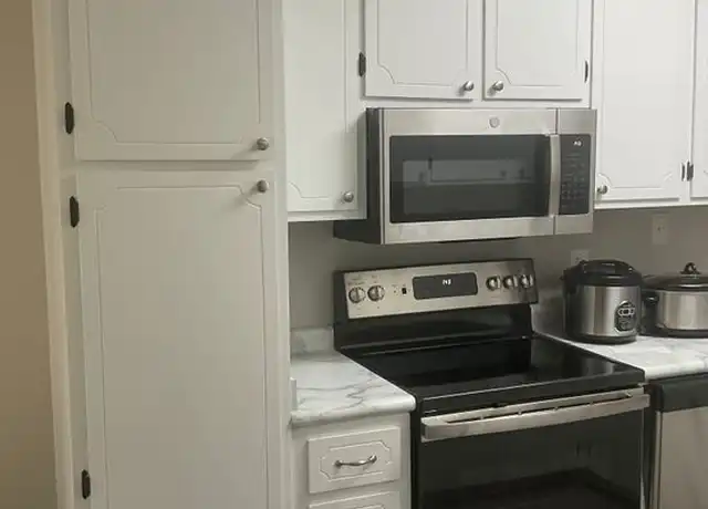 Property at 6157 Loch Laural Ln, Raleigh, NC, 27613, 2 beds, 2 baths, [object Object]