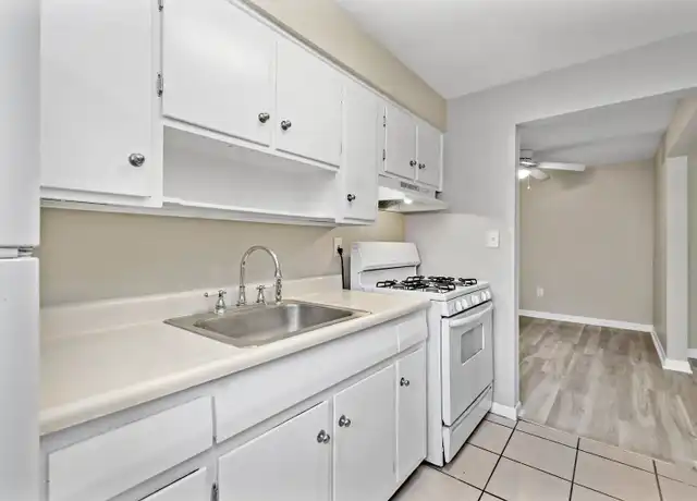 Property at 11523 Frankstown Rd Unit 3C, Penn Hills Township, PA, 15235, 2 beds, 1 bath, [object Object]