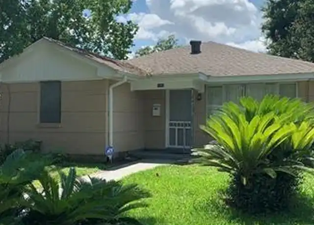 Property at 1041 Michael St, New Orleans, LA, 70114, 4 beds, 1 bath, [object Object]