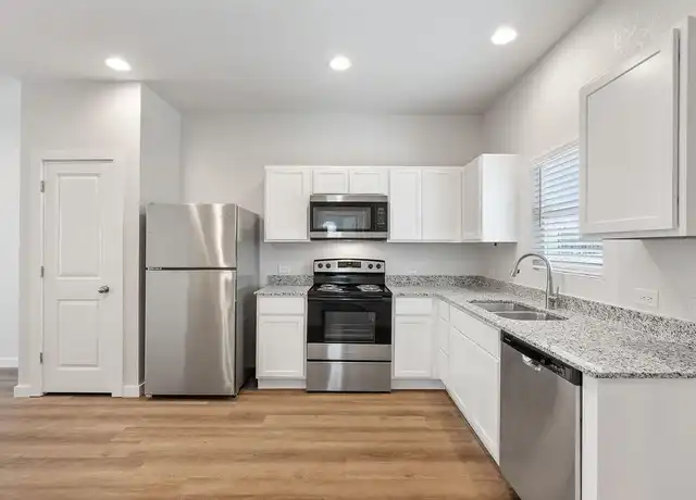 Property at North Creek Cottages - 823 N Creek Rd, Comfort, TX, 78013, 2 beds, 2 baths, [object Object]