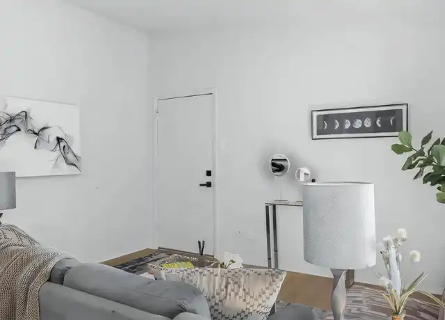 Property at 2627 Douglas Ave Unit 9007, Dallas, TX, 75219, 1 bed, 1 bath, [object Object]