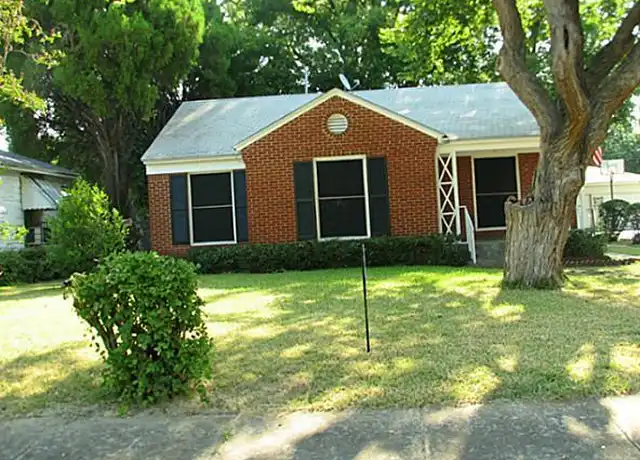 Property at 7414 Robin Rd, Dallas, TX, 75209, 2 beds, 1 bath, [object Object]