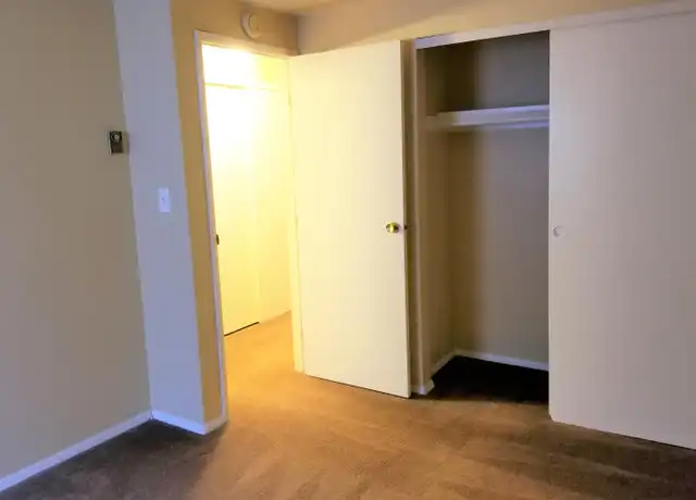 Property at 316 W 5th St Unit 8, Marysville, OH, 43040, 2 beds, 1 bath, [object Object]