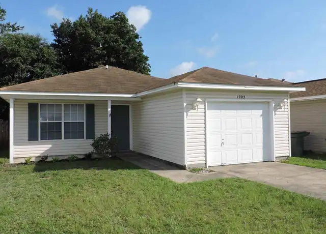 Property at 1005 Antigua Cir, Pensacola, FL, 32506, 3 beds, 2 baths, [object Object]