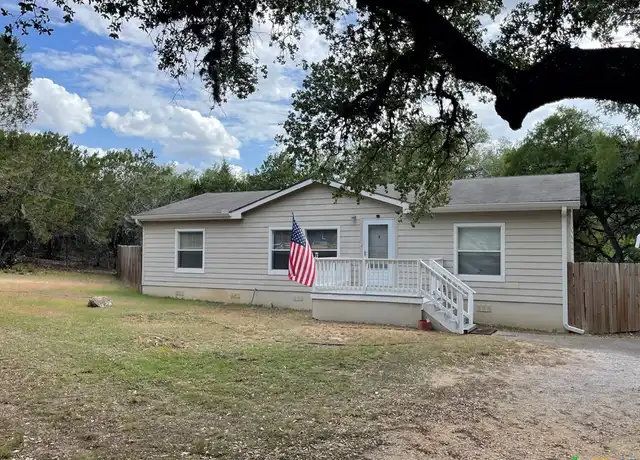 Property at 542 Tom Creek Ln, Canyon Lake, TX, 78133, 3 beds, 2 baths, [object Object]