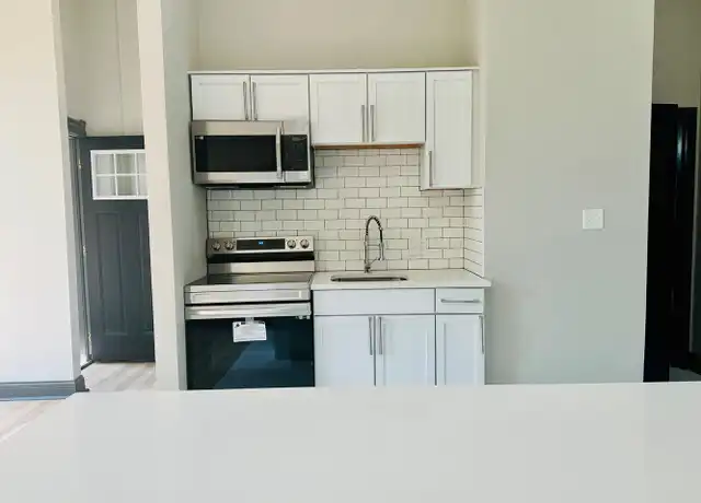 Property at 1921 California Ave Unit 1 Front, St. Louis, MO, 63104, 1 bed, 1 bath, [object Object]
