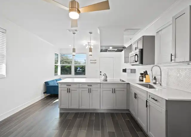 Property at 2608 W Swann Ave, Tampa, FL, 33609, 1 bed, 1 bath, [object Object]