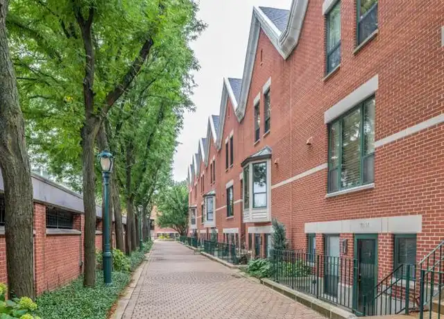 Property at 711 S Ashland Ave, Chicago, IL, 60607, 2 beds, 1 bath, [object Object]