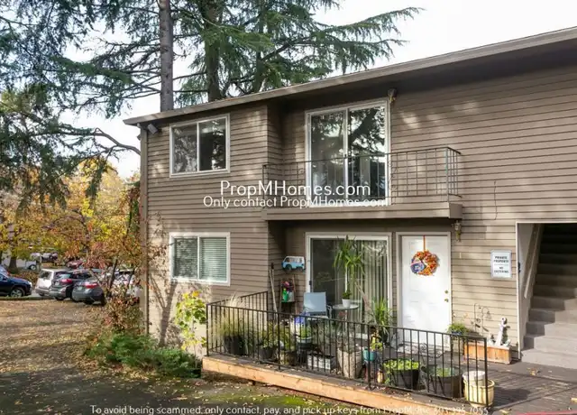 Property at 7640 SW 34th Ave Unit 2, Portland, OR, 97219, 2 beds, 1 bath, [object Object]