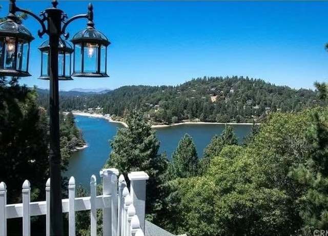 Photo of 652 Arbula Dr, Crestline, CA 92325