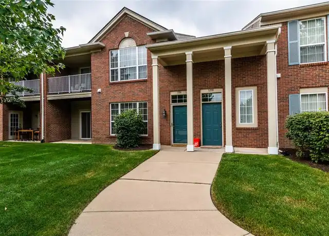 Property at 3106 Chesapeake Cir, Walled Lake, MI, 48390, 2 beds, 2 baths, [object Object]