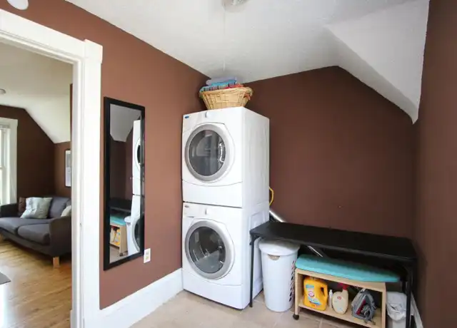 Property at 3507 E 39th St Unit 2, Minneapolis, MN, 55406, 2 beds, 1 bath, [object Object]