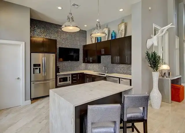 Property at Renaissance Uptown Tulsa - 1000 S Denver Ave, Tulsa, OK, 74119, 2 beds, 2 baths, [object Object]