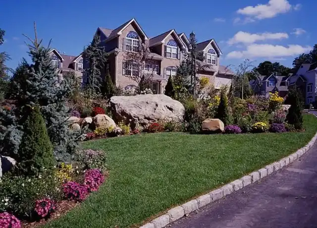 Property at Fairfield Landmark At Port Jefferson - 1 Dark Hollow Rd, Port Jefferson, NY, 11777, 1-2 bed, 2 baths, [object Object]