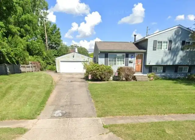 Property at 3392 Graystone Dr, Columbus, OH, 43232, 3 beds, 1 bath, [object Object]