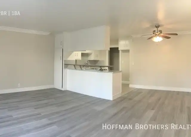 Property at 917 Paseo Grande Unit 20, Corona, CA, 92882, 2 beds, 1 bath, [object Object]