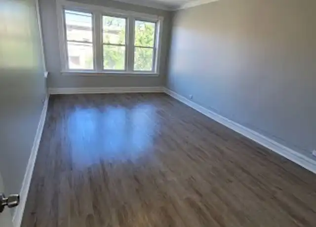 Property at 5735 W Washington Blvd Unit 5733-3, Chicago, IL, 60644, 2 beds, 1 bath, [object Object]