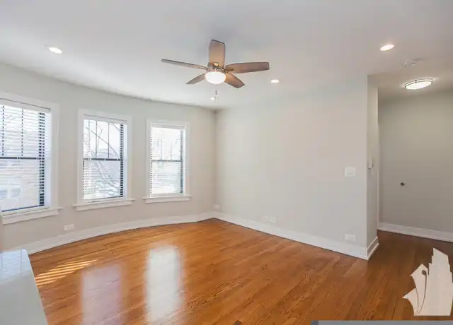 Property at 1940 W Wilson Ave Unit 3L, Chicago, IL, 60640, 1 bed, 1 bath, [object Object]