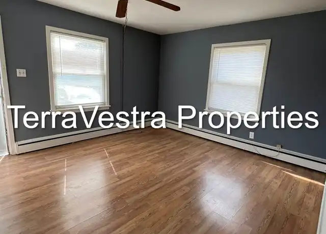 Property at 41-43 Oak St Unit 41-A, Gibbstown, NJ, 08027, 1 bed, 1 bath, [object Object]
