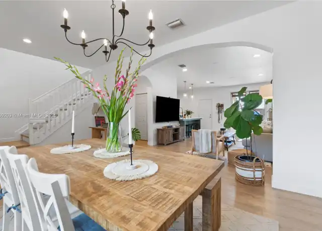 Property at 17165 SW 94th St, Miami, FL, 33196, 3 beds, 2.5 baths, [object Object]