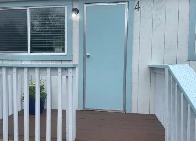 Property at 1701 30th St Unit 4, Seaview, WA, 98644, 2 beds, 1 bath, [object Object]