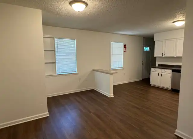 Property at 4295 Gladstone St, Memphis, TN, 38128, 3 beds, 2 baths, [object Object]
