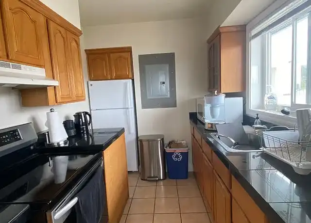 Property at 1786S - 1786 Spruce St, Berkeley, CA, 94709, 2 beds, 1 bath, [object Object]