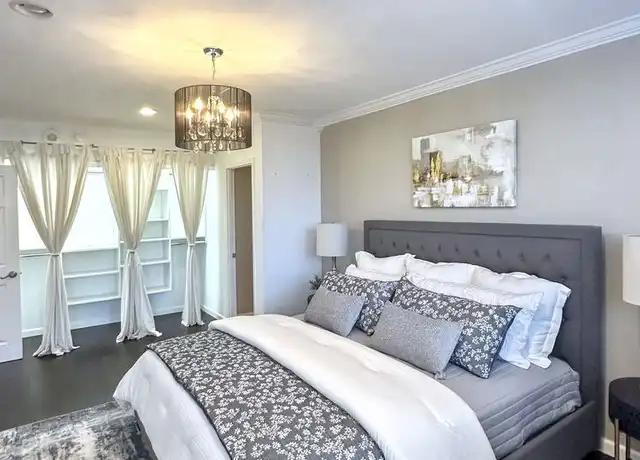 Property at 3701 Turtle Creek Blvd, Dallas, TX, 75219, 3 beds, 3 baths, [object Object]