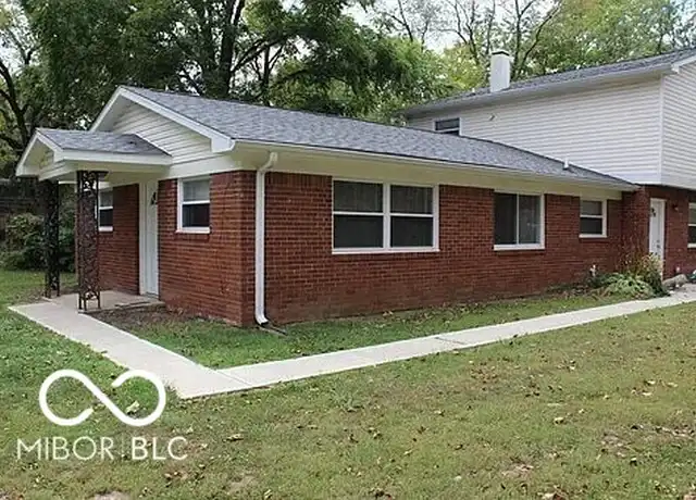 Property at 9296 College Dr, Indianapolis, IN, 46240, 2 beds, 1 bath, [object Object]