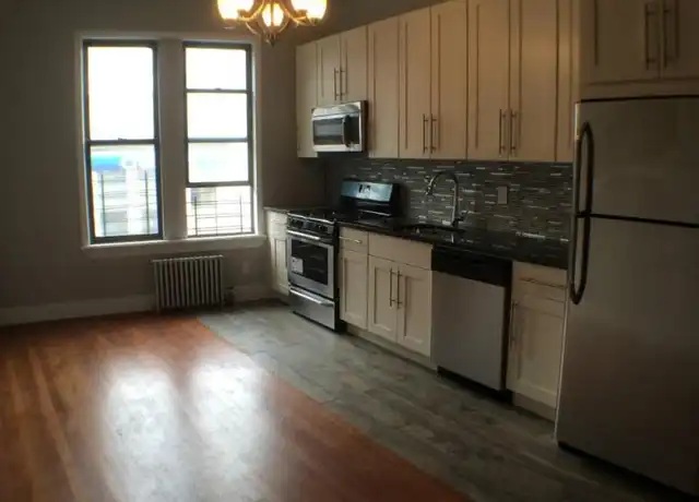 Property at 4240 Broadway, New York, NY, 10033, 4 beds, 2 baths, [object Object]