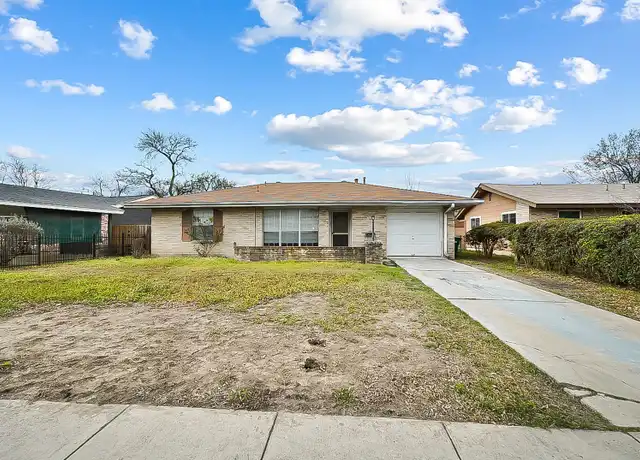 Property at 5030 Village Way, San Antonio, TX, 78218, 3 beds, 1.5 baths, [object Object]