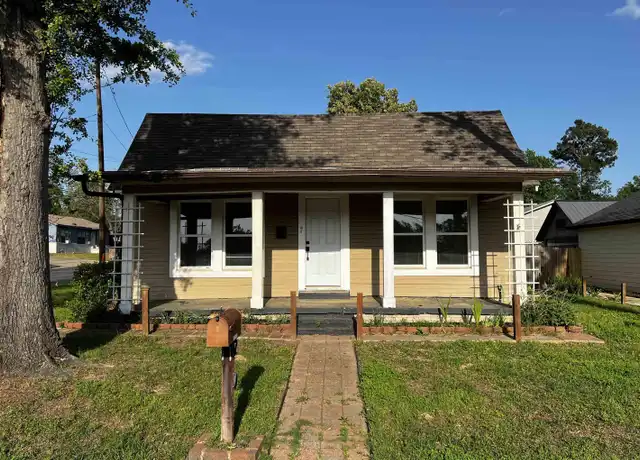 Property at 2800 S Donnybrook Ave, Tyler, TX, 75701, 2 beds, 1 bath, [object Object]