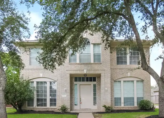 Property at 17902 Scenic Oaks Dr, Richmond, TX, 77407, 4 beds, 2 baths, [object Object]