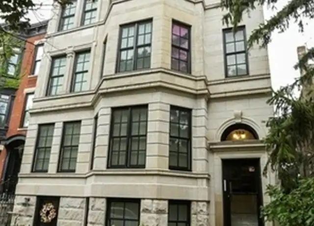 Property at 703 W Melrose St #3, Chicago, IL, 60657, 3 beds, 2 baths, [object Object]