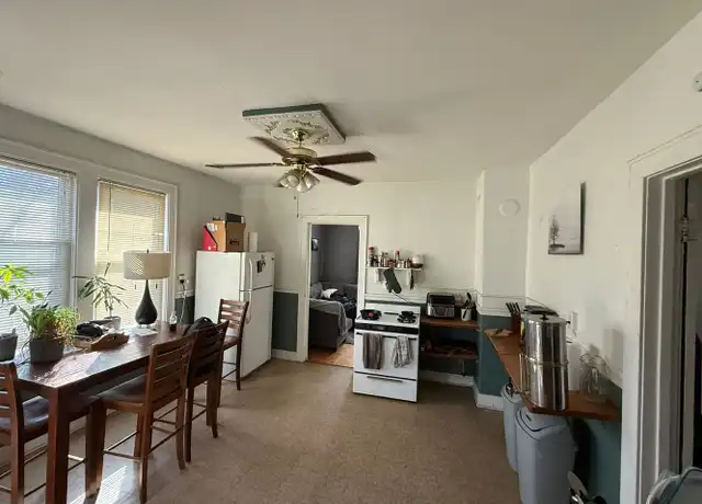 Property at 1819 N Pulaski St Unit 4 Upper Rear, Milwaukee, WI, 53202, 2 beds, 1 bath, [object Object]