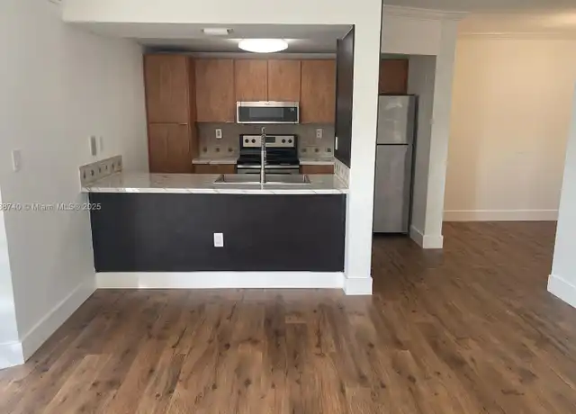 Property at 6995 NW 186th St Unit E305, Hialeah, FL, 33015, 2 beds, 2 baths, [object Object]