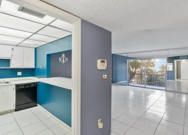 Property at 4172 Inverrary Dr #306, Lauderhill, FL, 33319, 1 bed, 1.5 baths, [object Object]