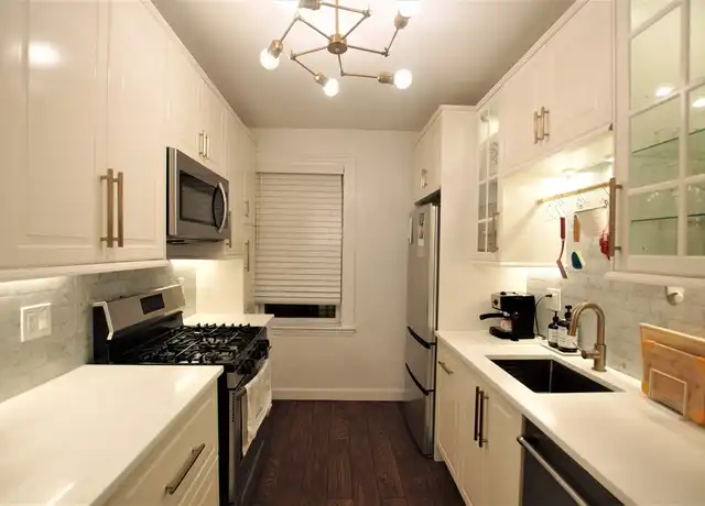Property at 1662 Commonwealth Ave #21, Brighton, MA, 02135, 2 beds, 1 bath, [object Object]