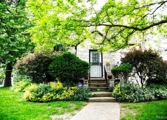 Property at 15517 Evergreen Rd, Detroit, MI, 48223, 2 beds, 1.5 baths, [object Object]