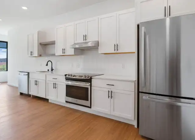 Property at 100 N Farwell St Unit 307, Eau Claire, WI, 54703, 1 bed, 1 bath, [object Object]