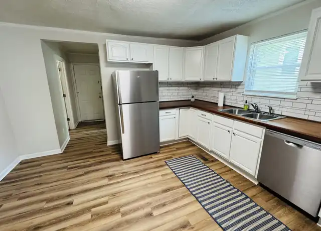 Property at 2707 Jefferson Ave, Knoxville, TN, 37914, 3 beds, 1 bath, [object Object]