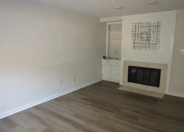 Property at 4309 Hunters Club Dr, Raleigh, NC, 27606, 3 beds, 2.5 baths, [object Object]