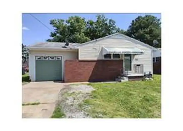 Property at 106 Beazley Dr, Portsmouth, VA, 23701, 3 beds, 1 bath, [object Object]