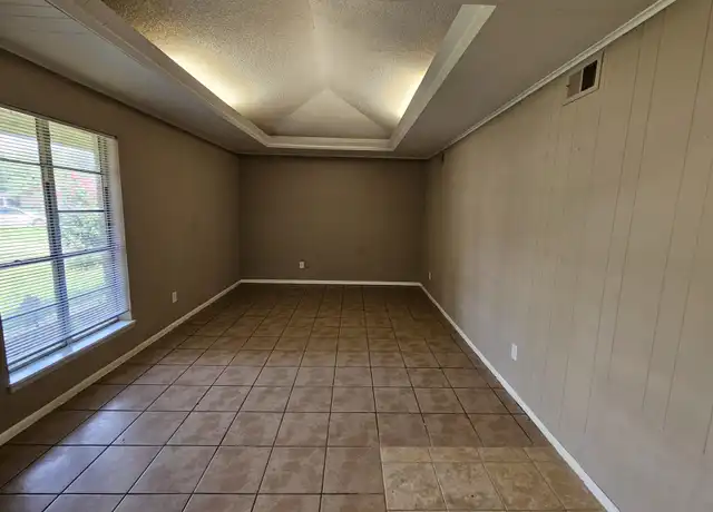 Property at 208 NW 81st St, Oklahoma City, OK, 73114, 3 beds, 1.5 baths, [object Object]